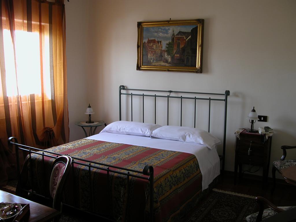 Hotel Canusium Canosa di Puglia Exterior photo