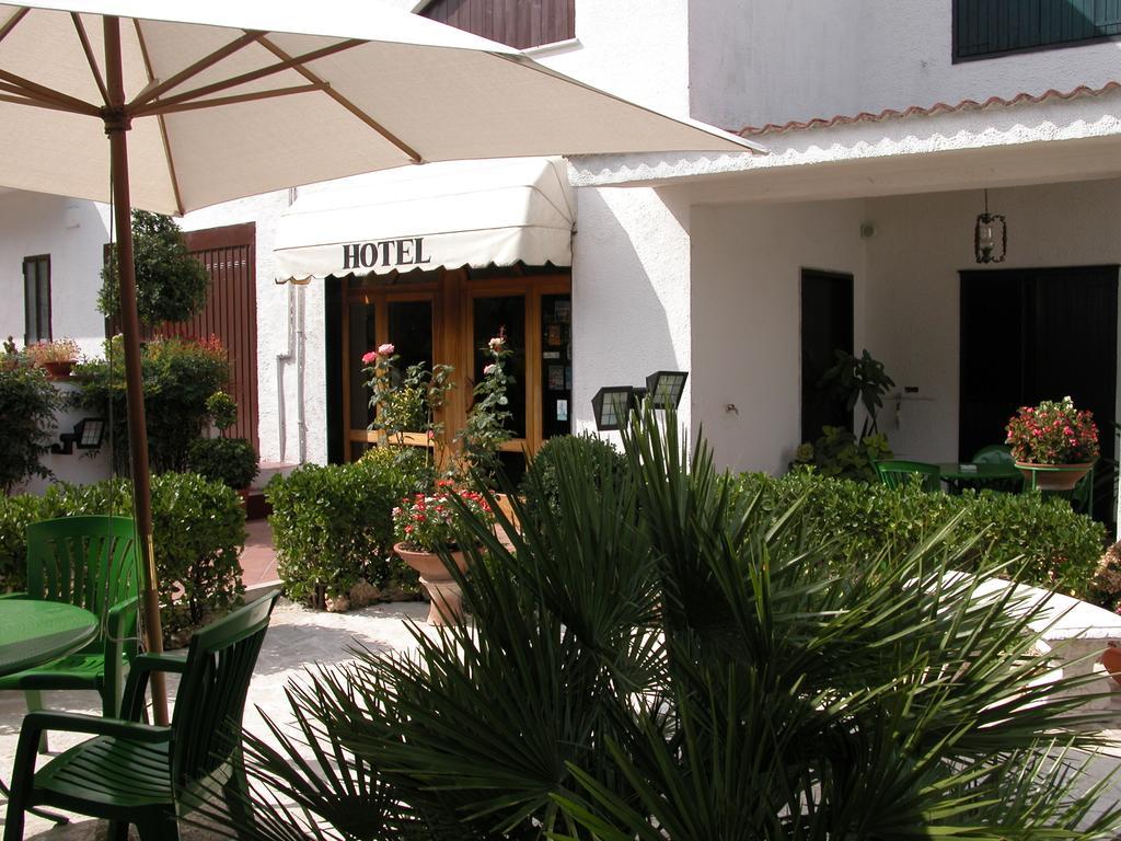 Hotel Canusium Canosa di Puglia Exterior photo